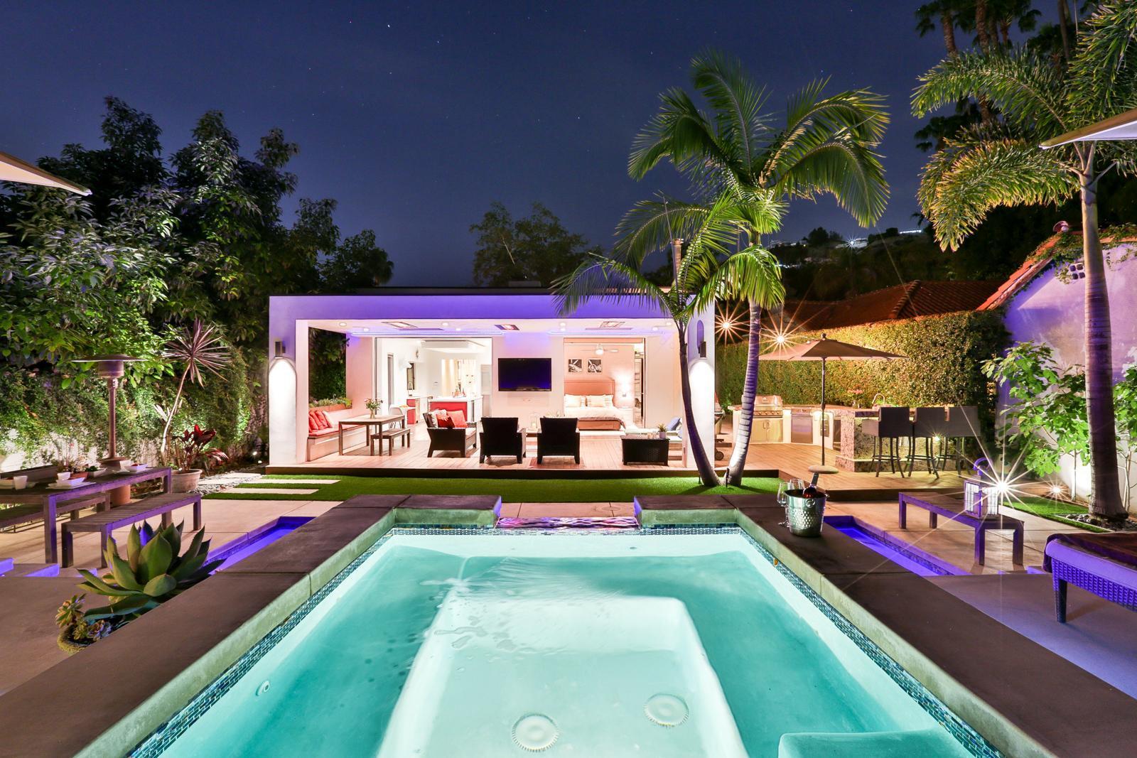 Hollywood Hills Sanctuary gallery image 5