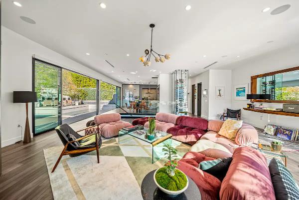 Willow Glen gallery image 10