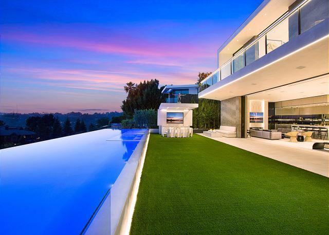 Highridge One gallery image 1