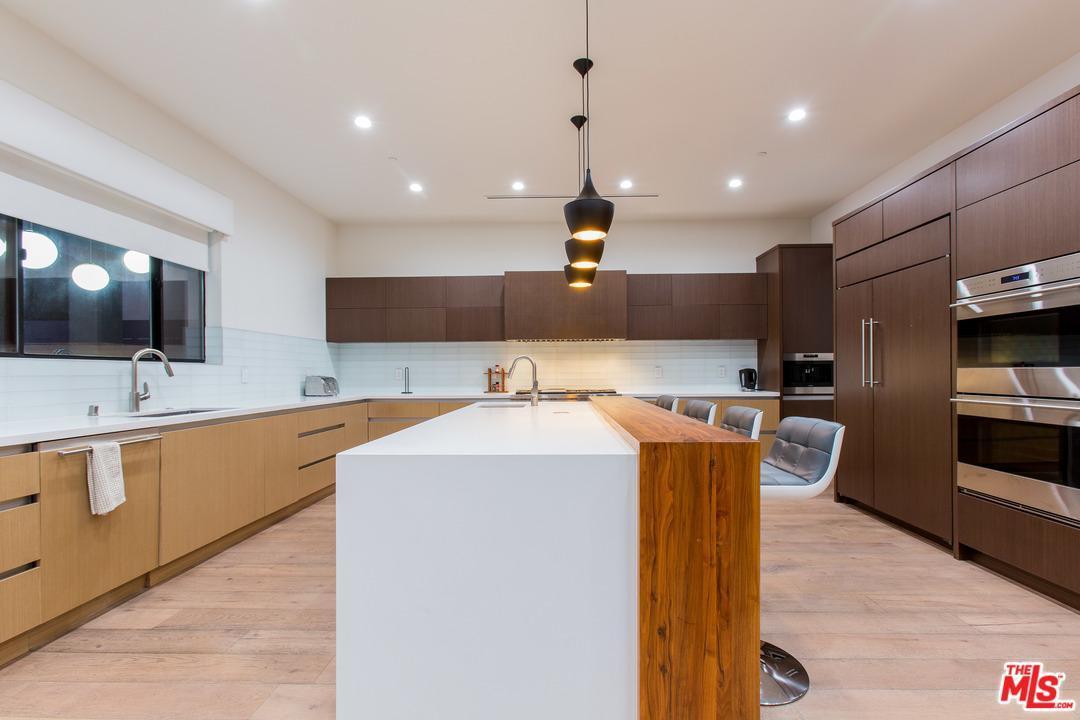 North Curson gallery image 10