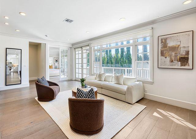 Emerson Estate gallery image 9