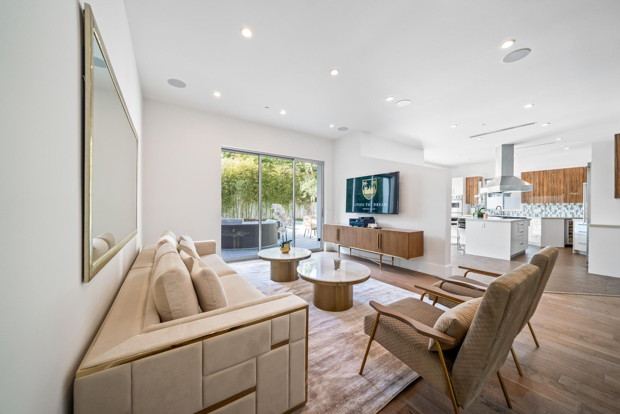 The Beverly Villa gallery image 10