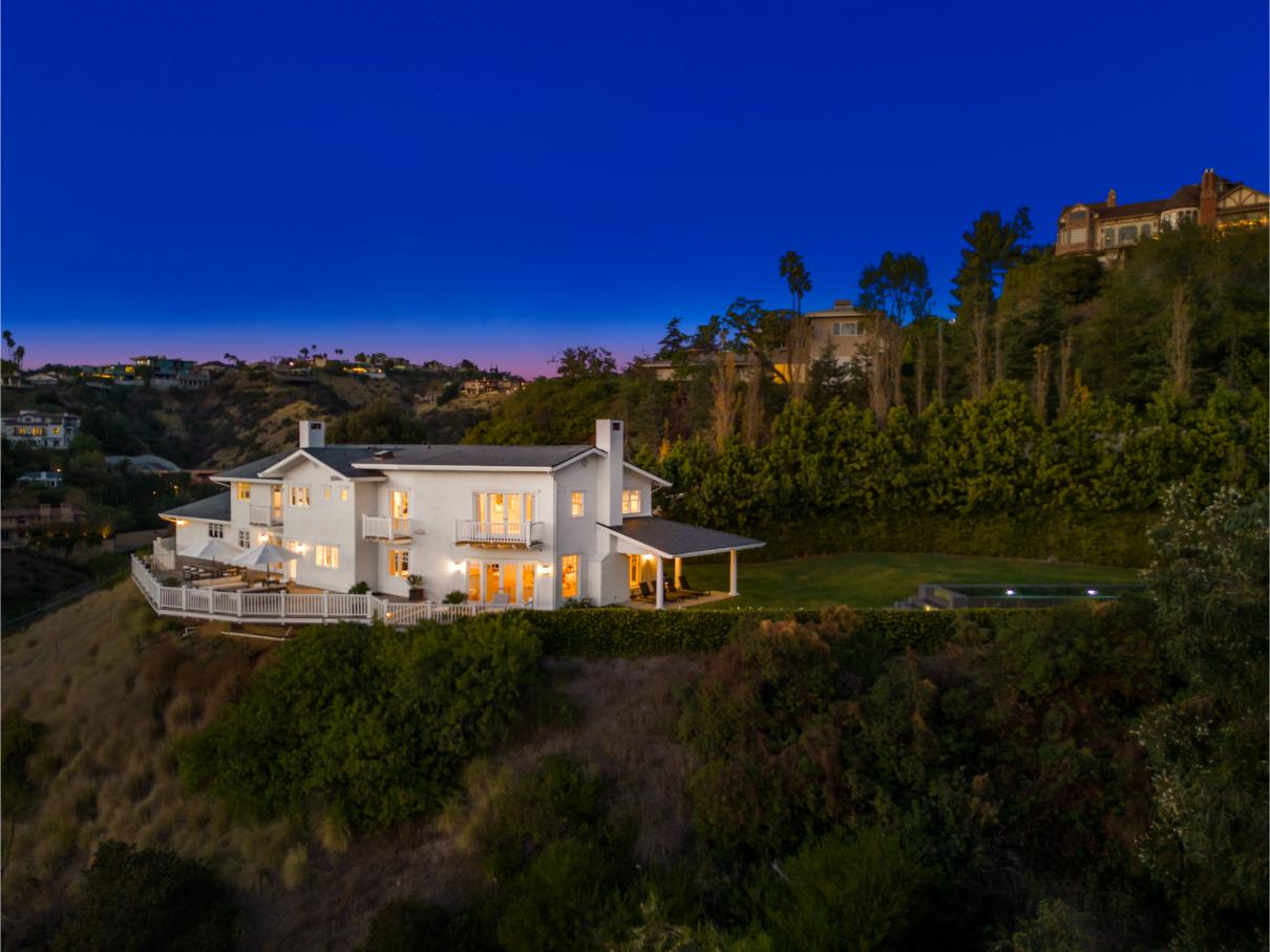 Stradella Hideaway gallery image 3