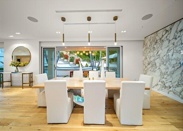 London Villa gallery image 4