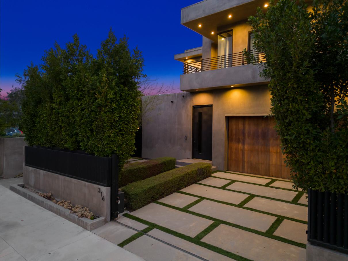 Oak Villa gallery image 9