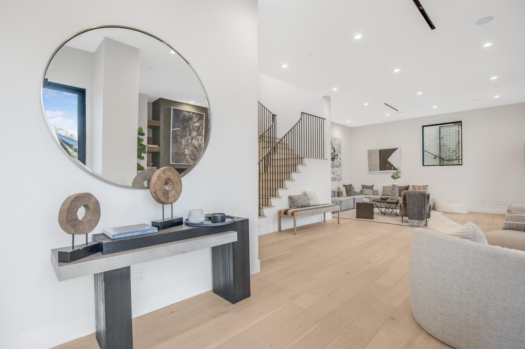 Belden Modern Villa gallery image 9
