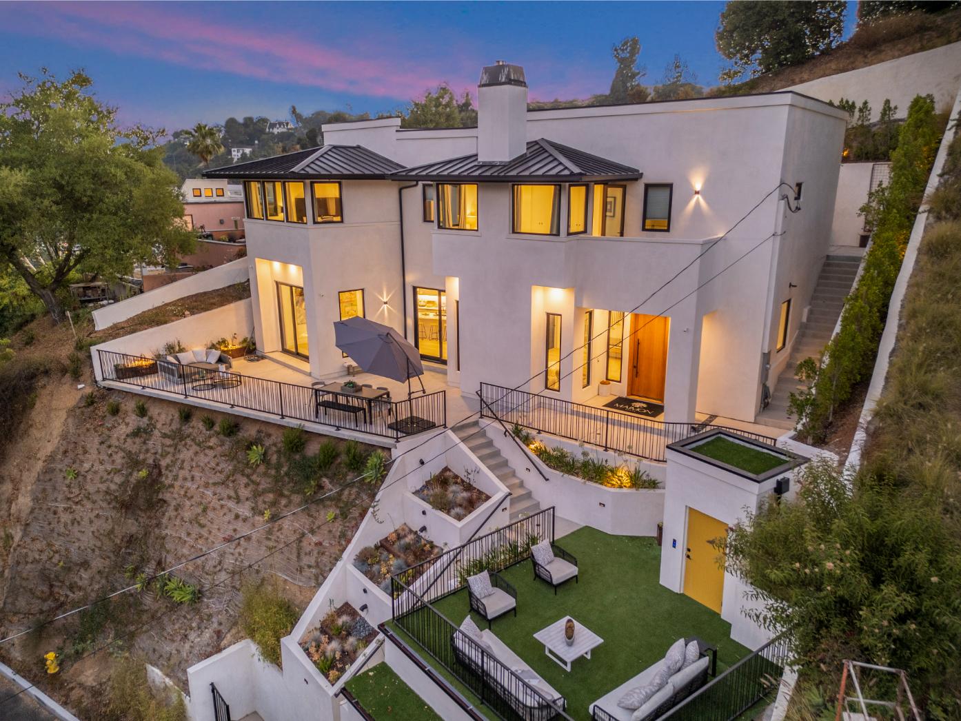 Belden Modern Villa gallery image 7