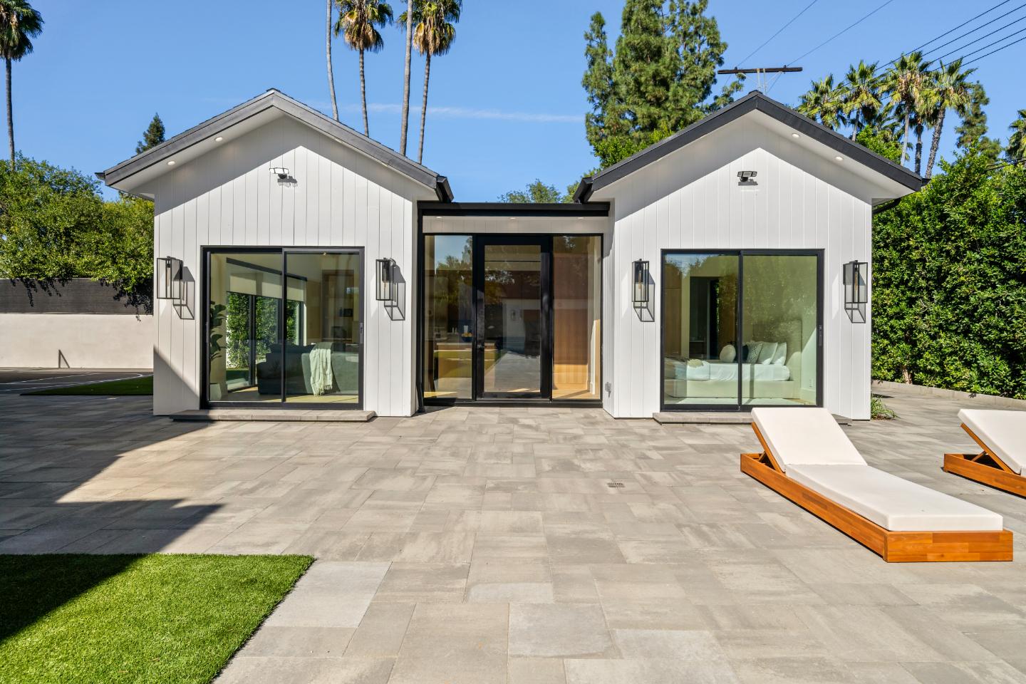 Genesta Villa gallery image 6