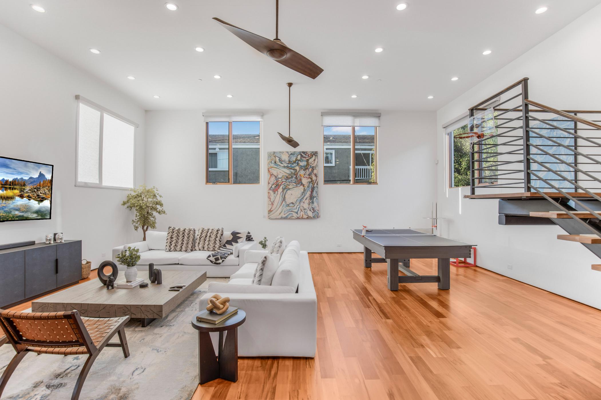 Cedar Loft Villa gallery image 8