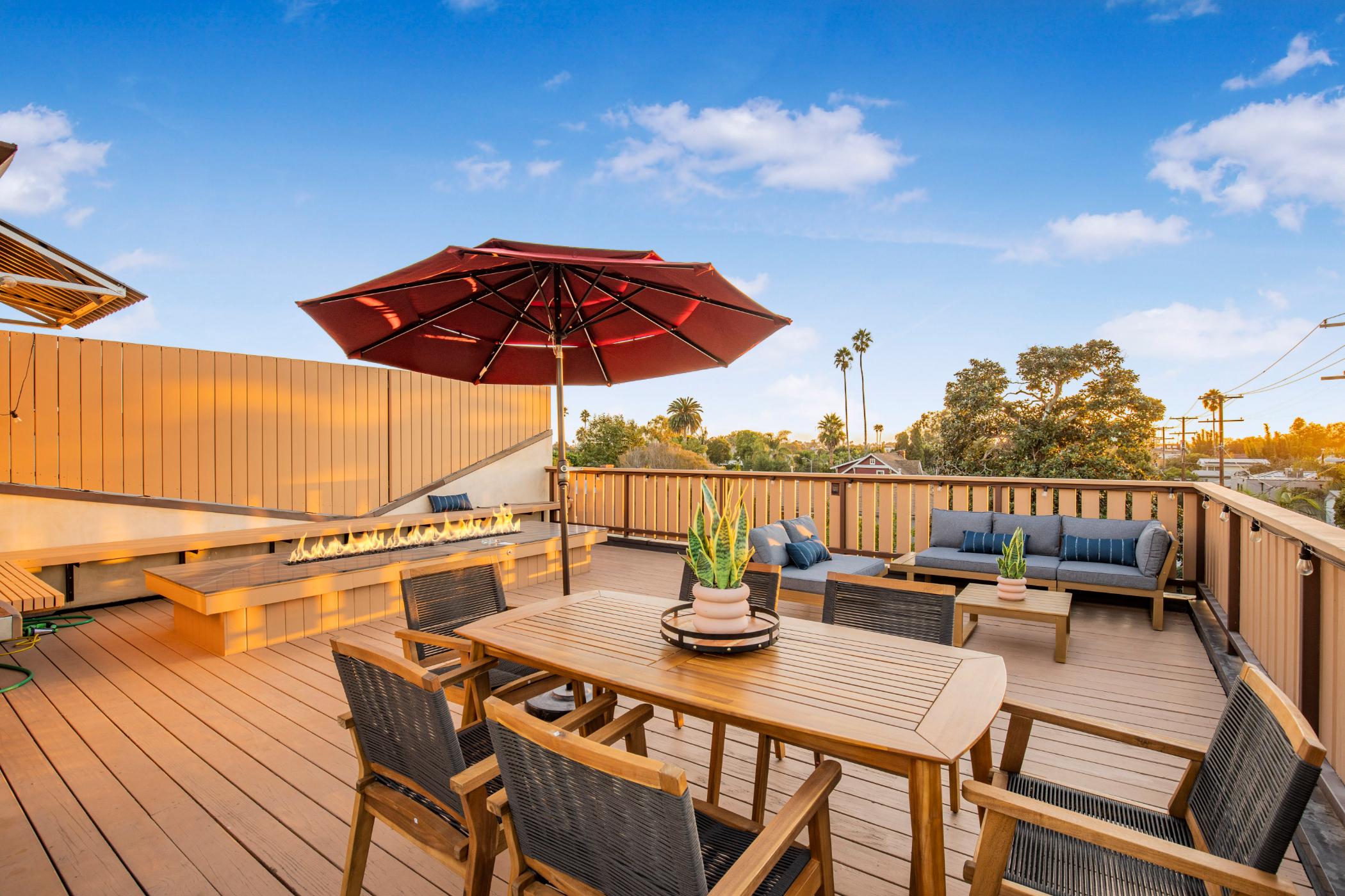 Cedar Loft Villa gallery image 2