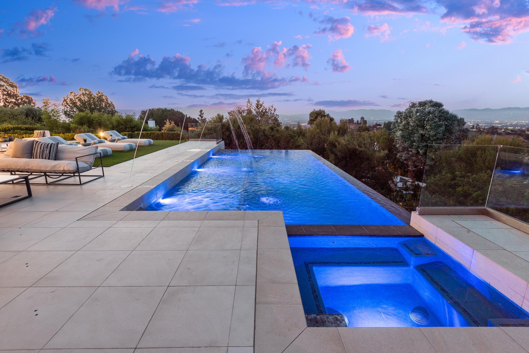 Gayle Villa gallery image 4