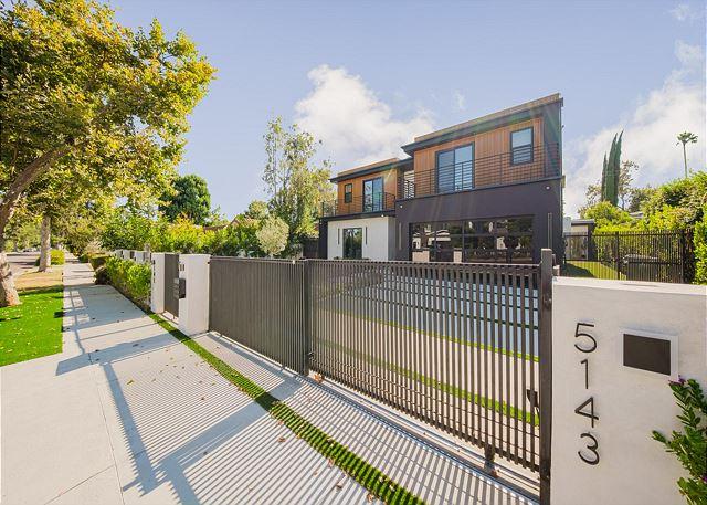 Varna Villa gallery image 3