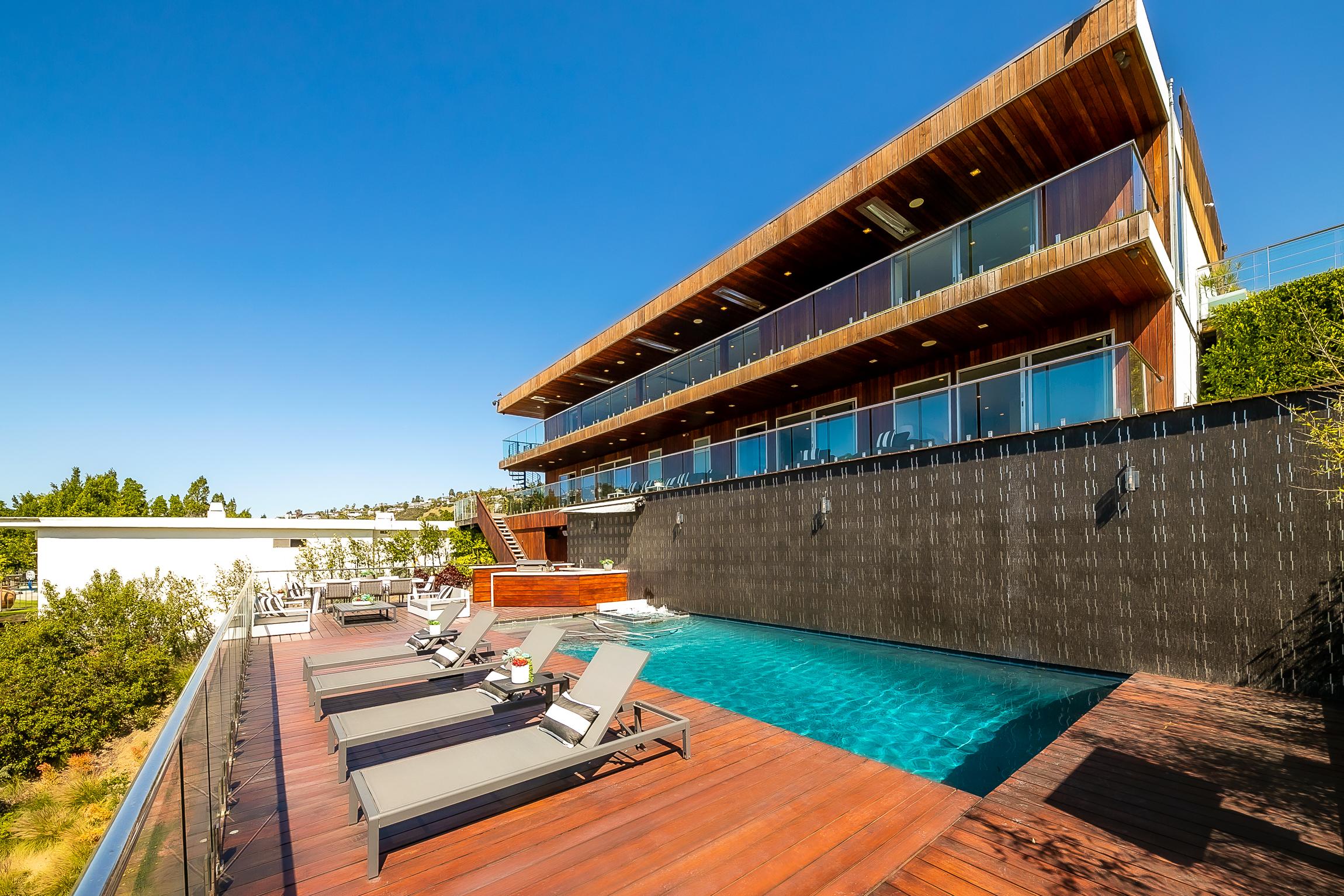 Electra Estate gallery image 1