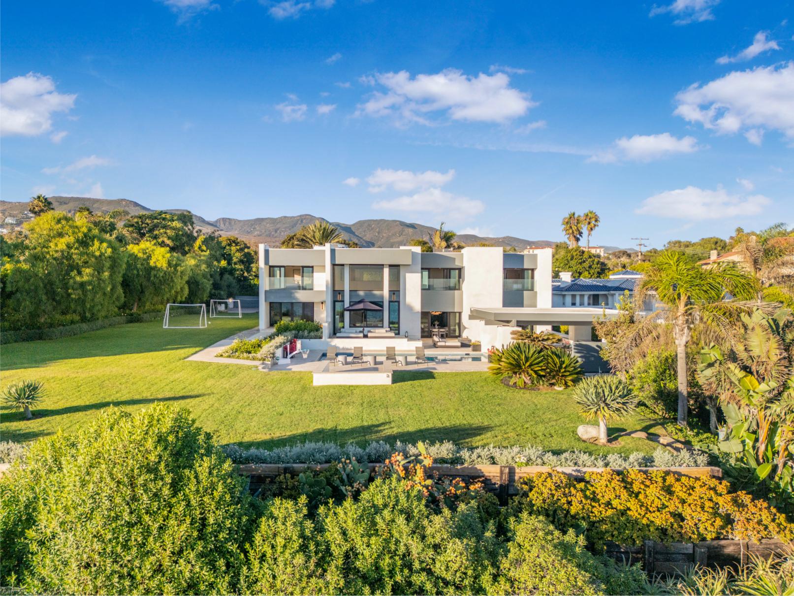 Morning View Malibu gallery image 1