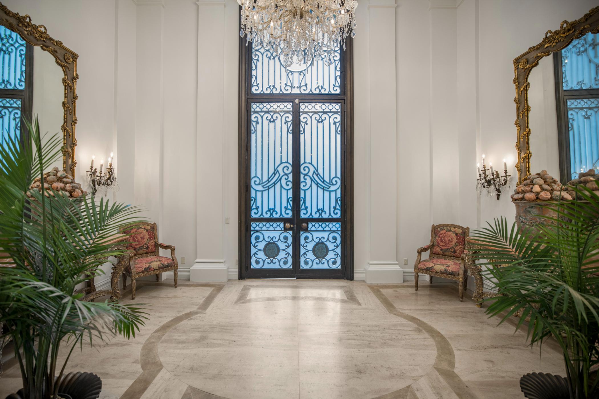 Wendover Mansion gallery image 8