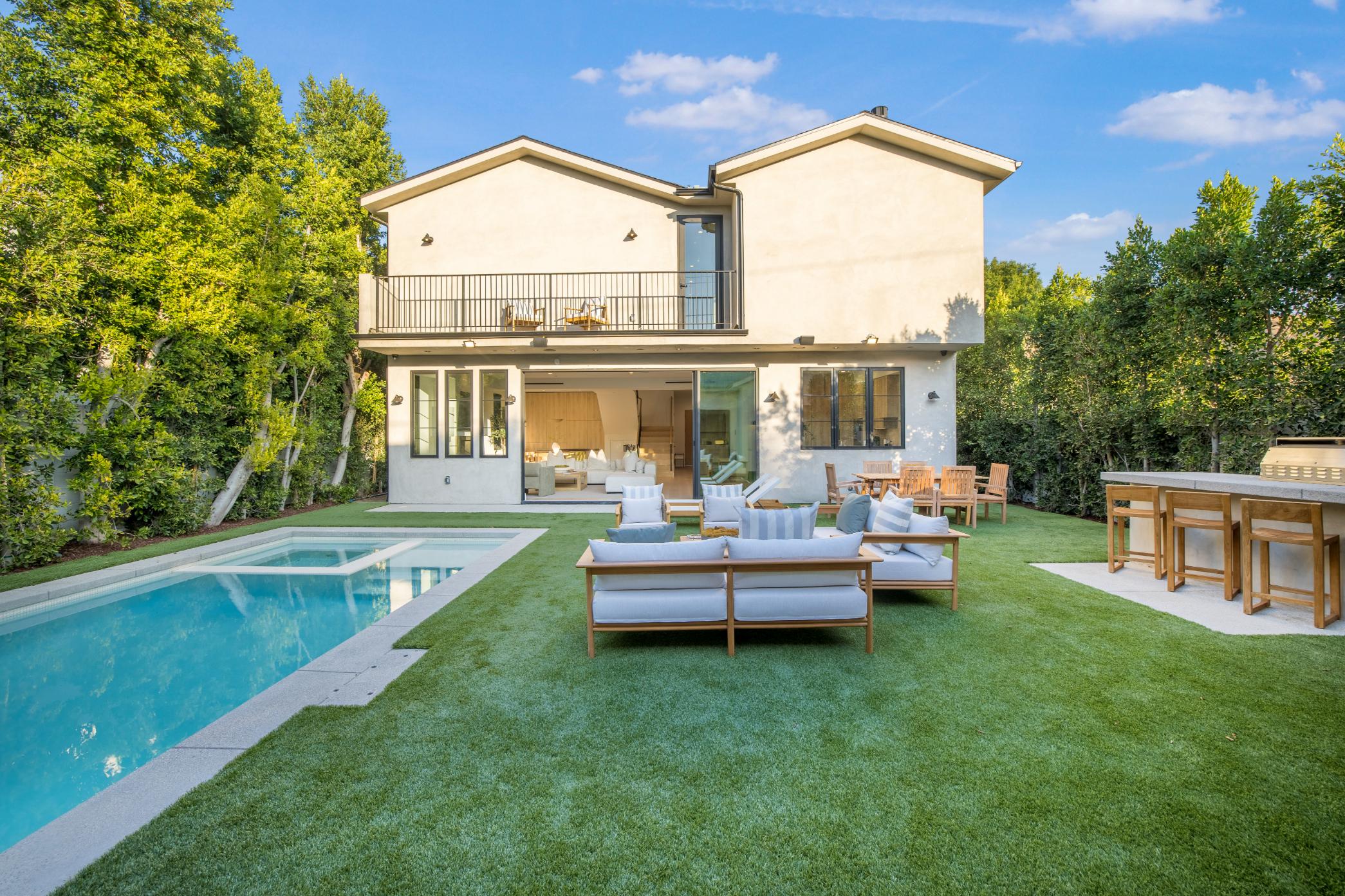Kraft Villa gallery image 2