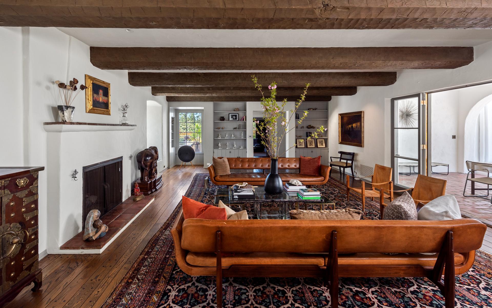 Howard Hughes Estate gallery image 4