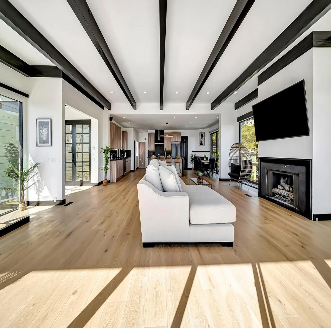 Skyview Estate gallery image 8