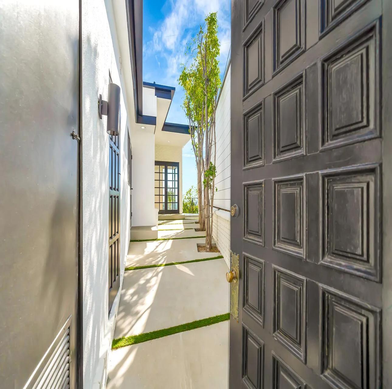 Skyview Estate gallery image 7