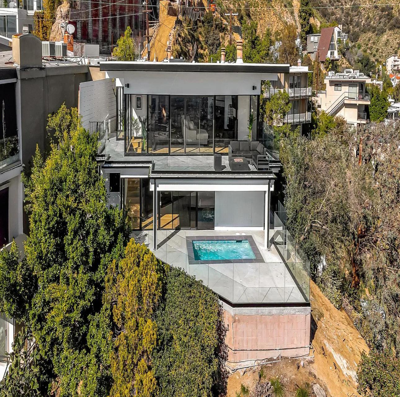 Skyview Estate gallery image 1