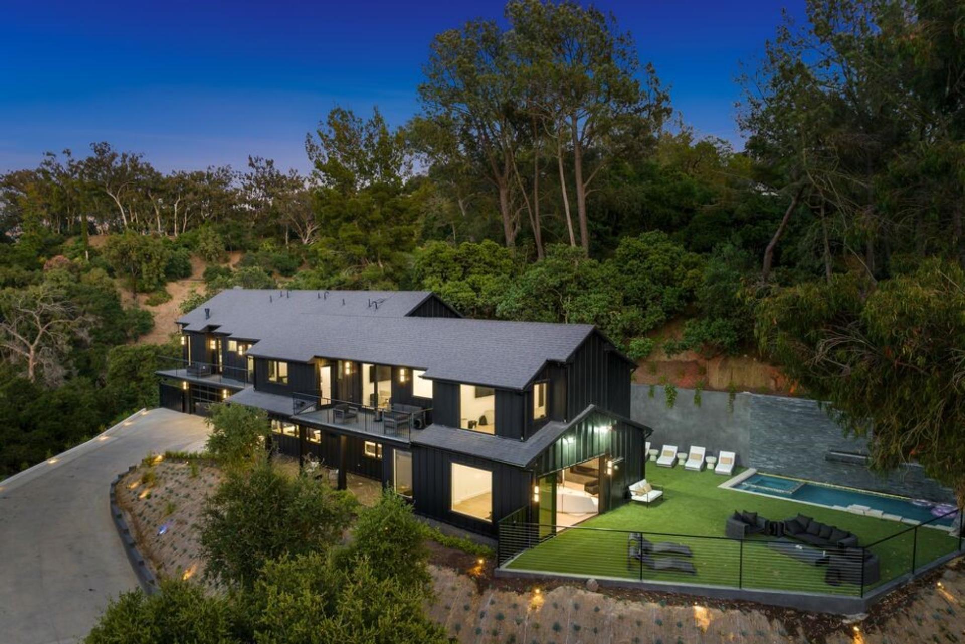 Oak Haven Sanctuary gallery image 8