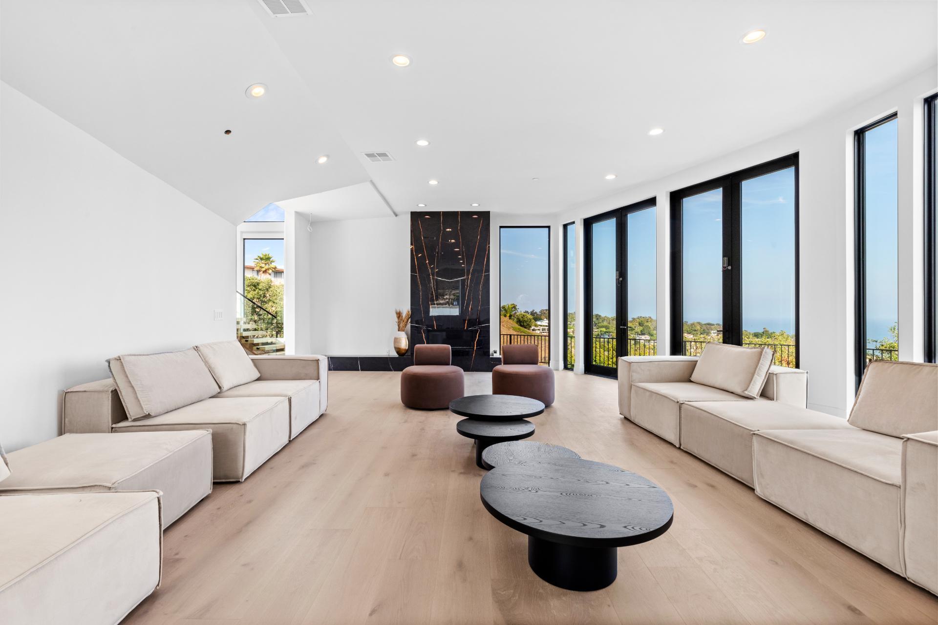 Malibu Meadows gallery image 8