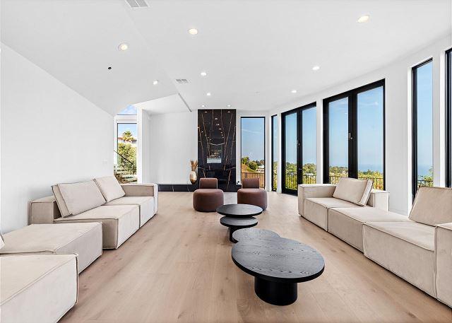 Malibu Meadows gallery image 8