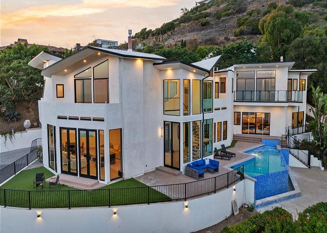 Malibu Meadows gallery image 1