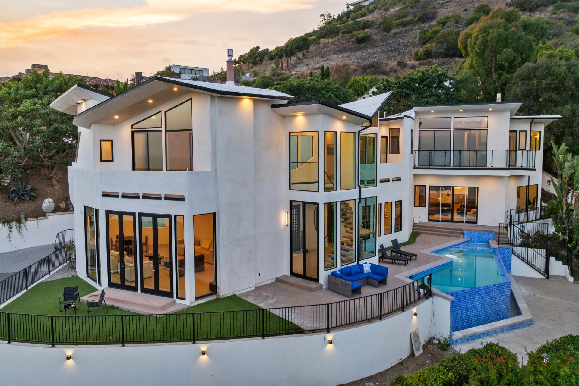 Malibu Meadows gallery image 1