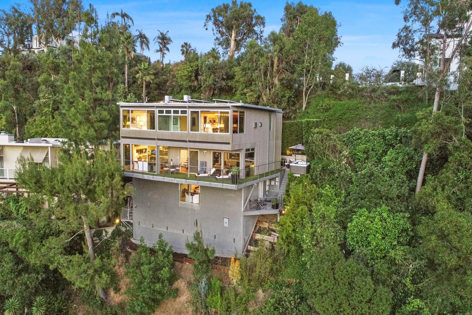Beverly Horizon gallery image 6