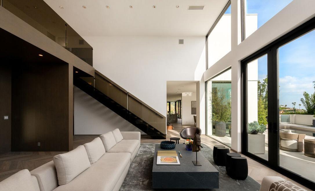 Sierra Skyline gallery image 4
