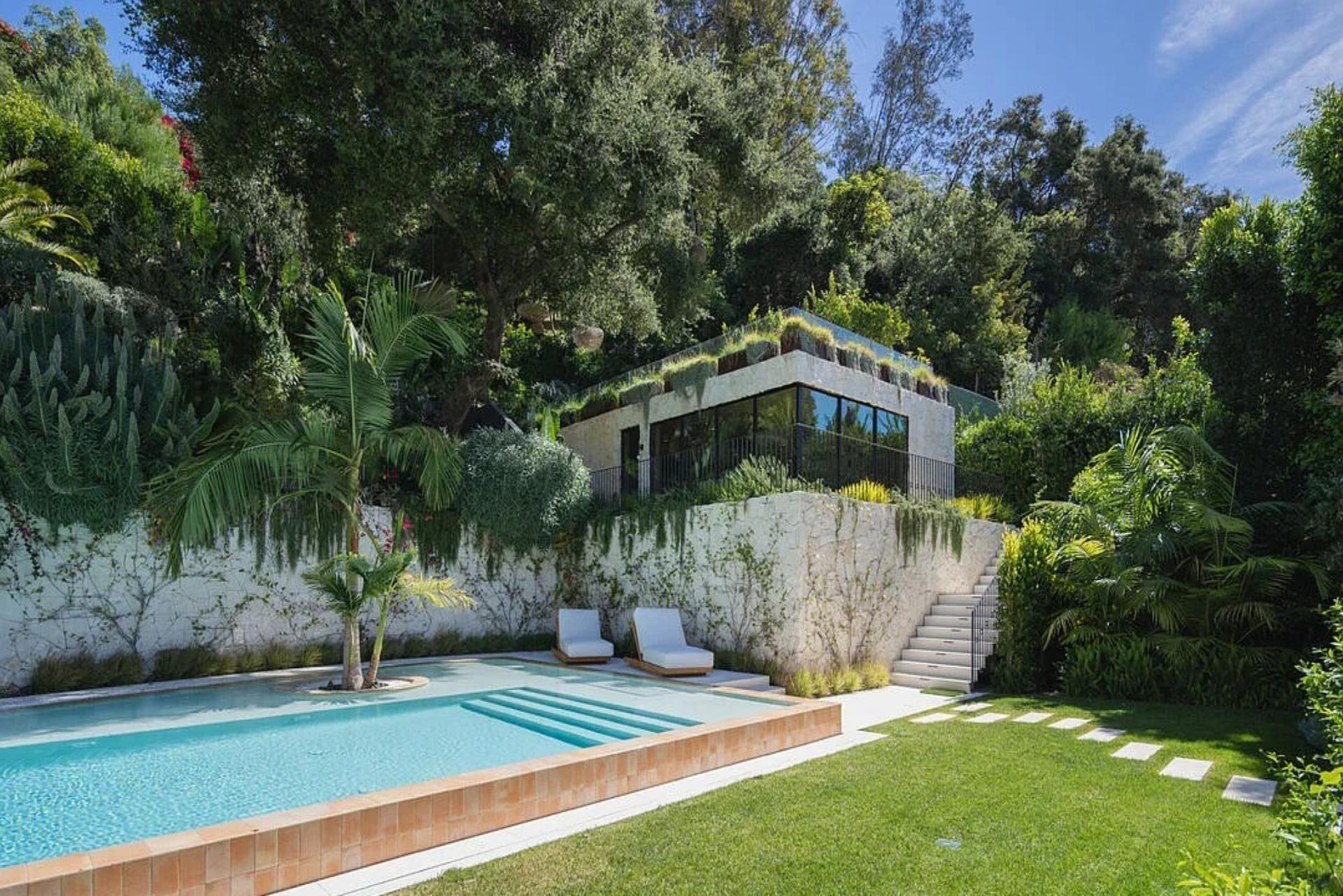 Calista Oasis gallery image 2