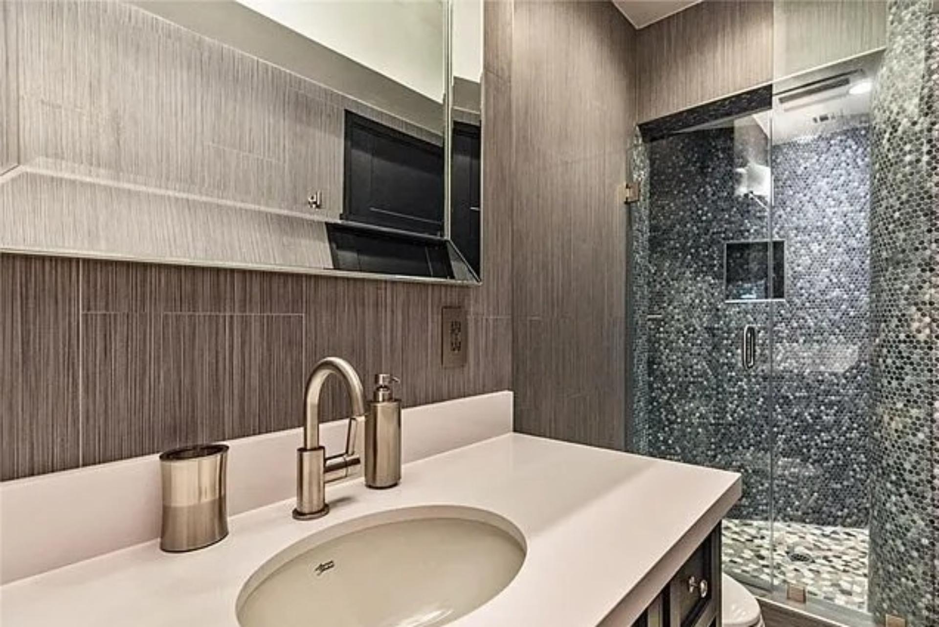 The Infinity View gallery image 8