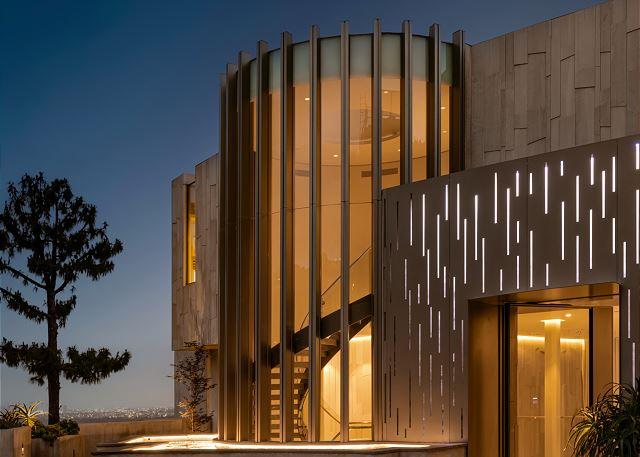 Gatsby Mansion gallery image 10