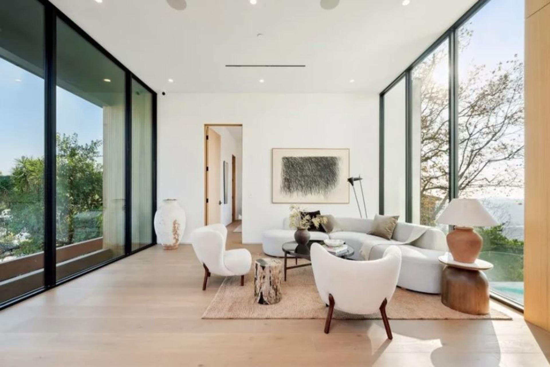 Glassridge Residence gallery image 5
