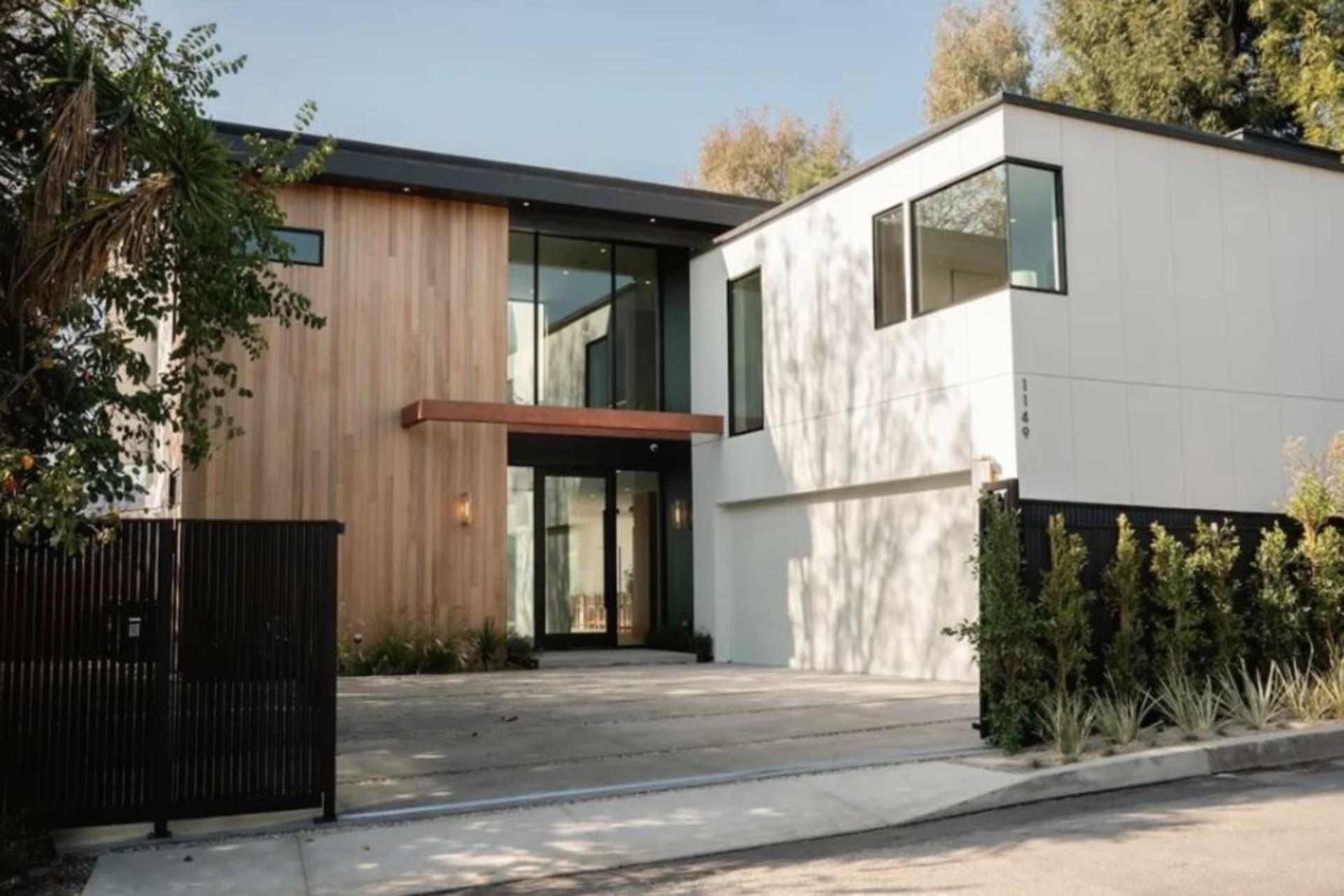 Glassridge Residence gallery image 8