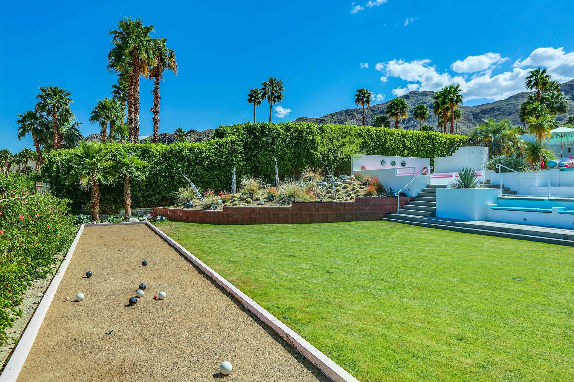 The Bird House of Rancho Mirage gallery image 8