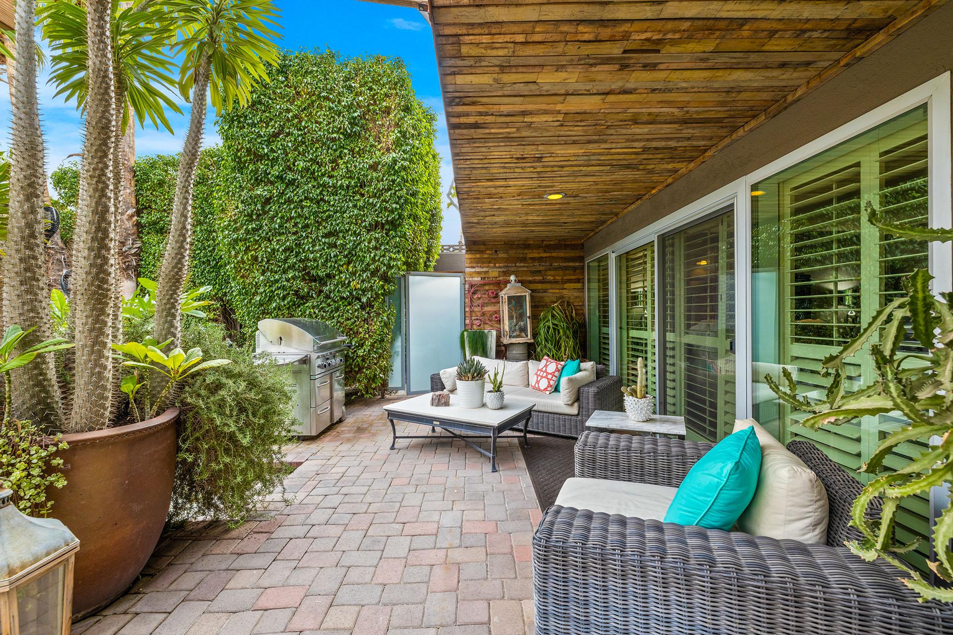 Joplin House on Janis Street A Palm Springs Poolside Paradise! gallery image 4