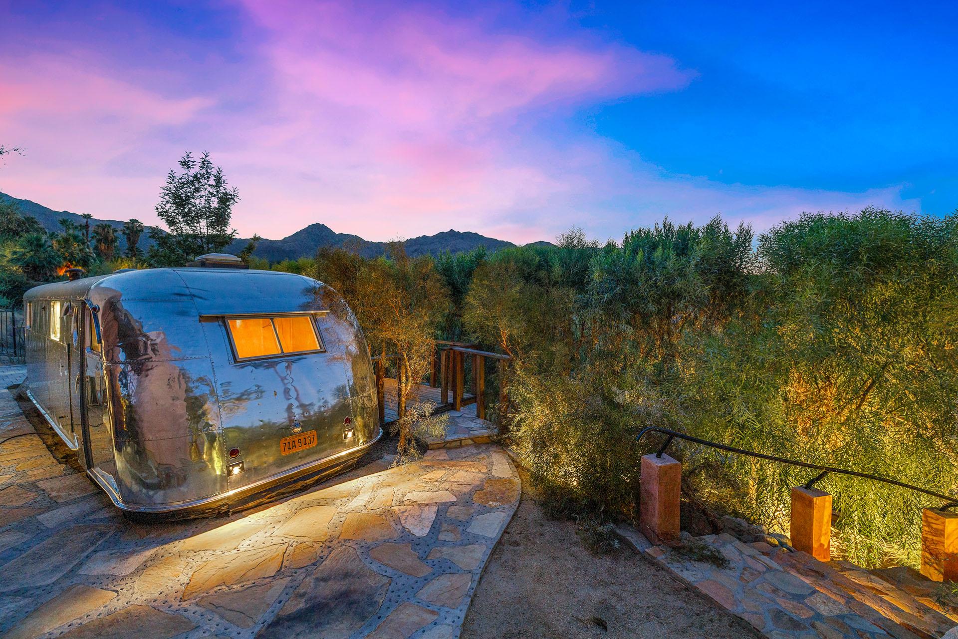Calistoga Retreat 6 BR oasis in the hills of Palm Desert gallery image 4
