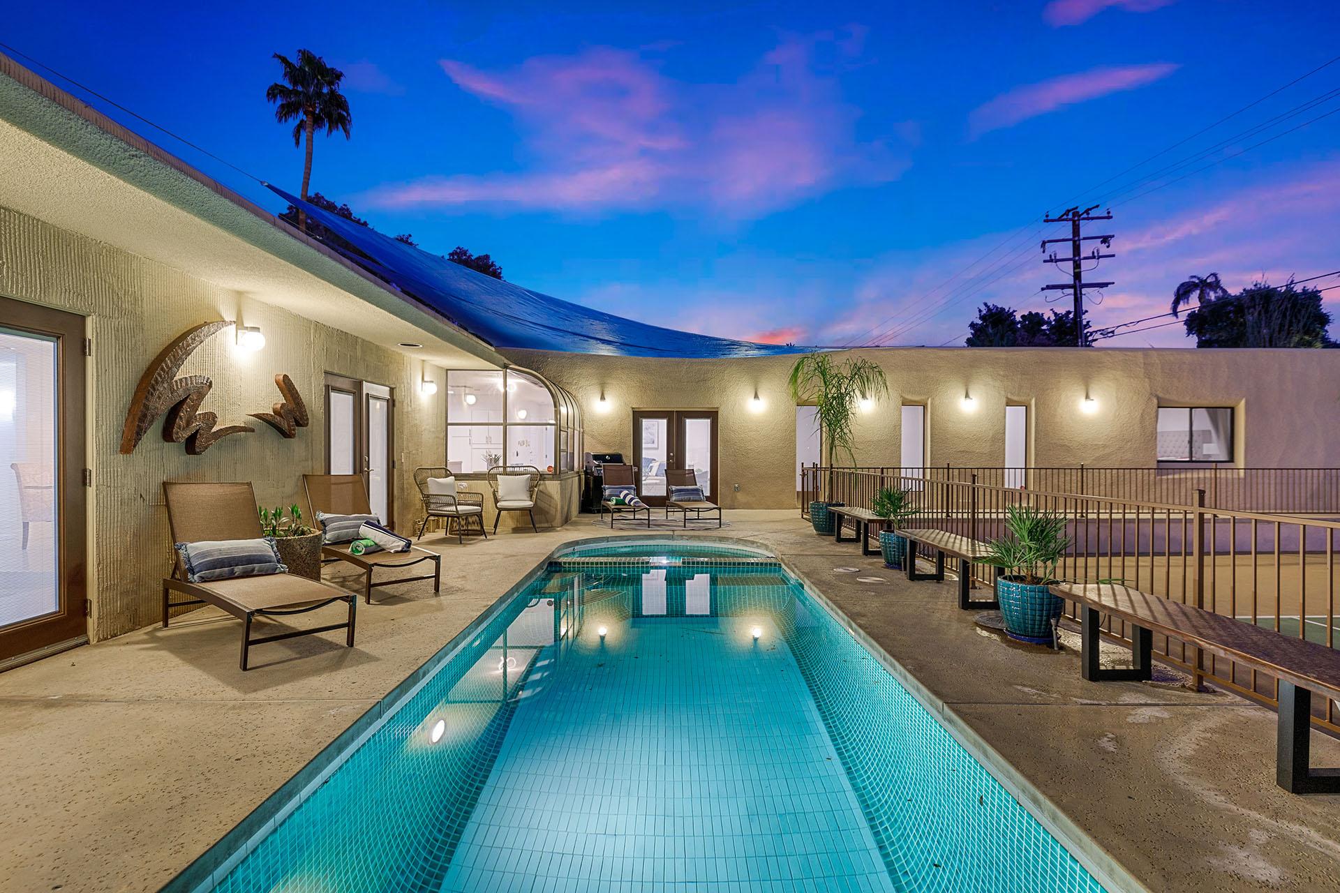 El Paseo Tennis Retreat 6 BR w/ Private Court gallery image 9