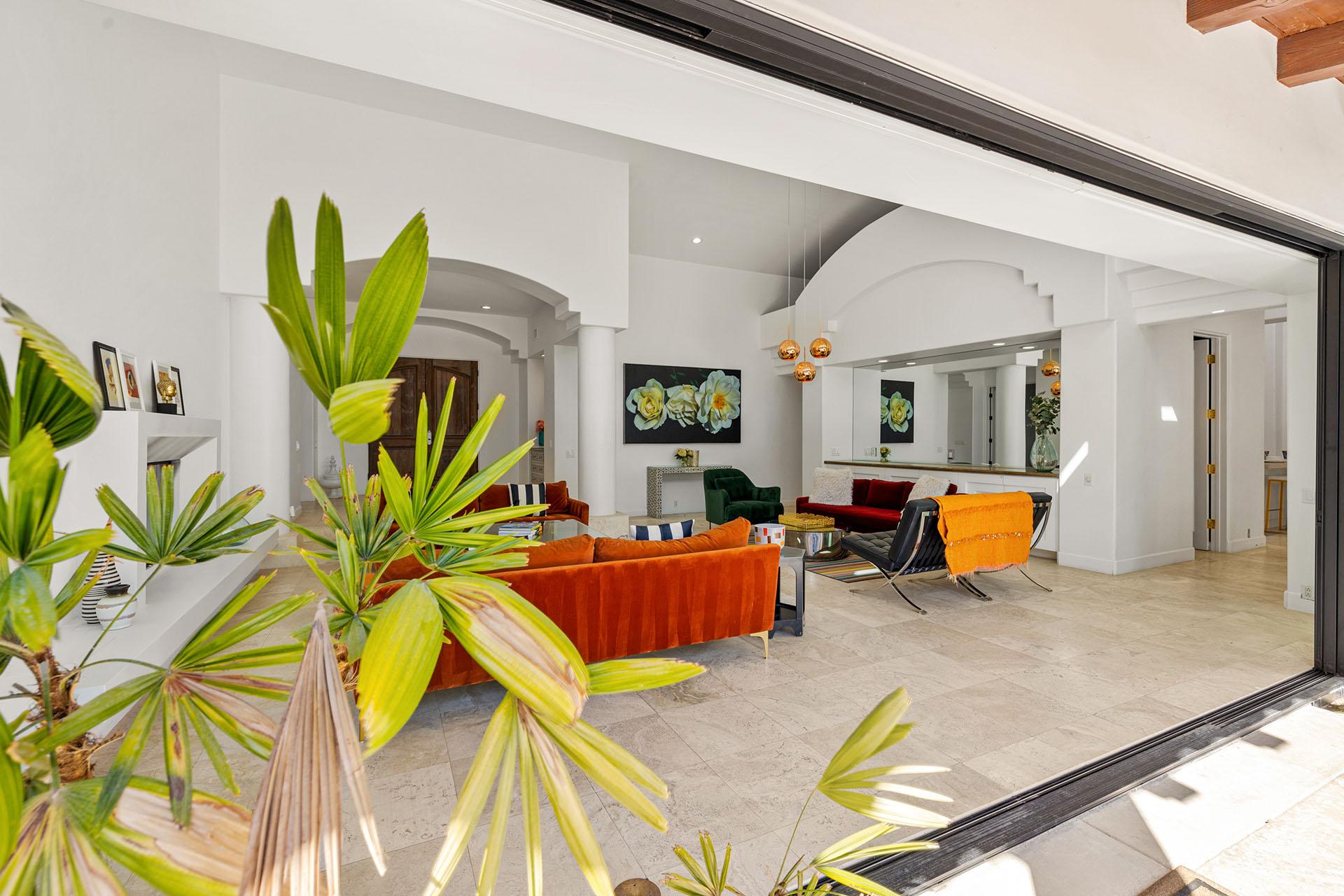 Blue Lotus Villa gallery image 6