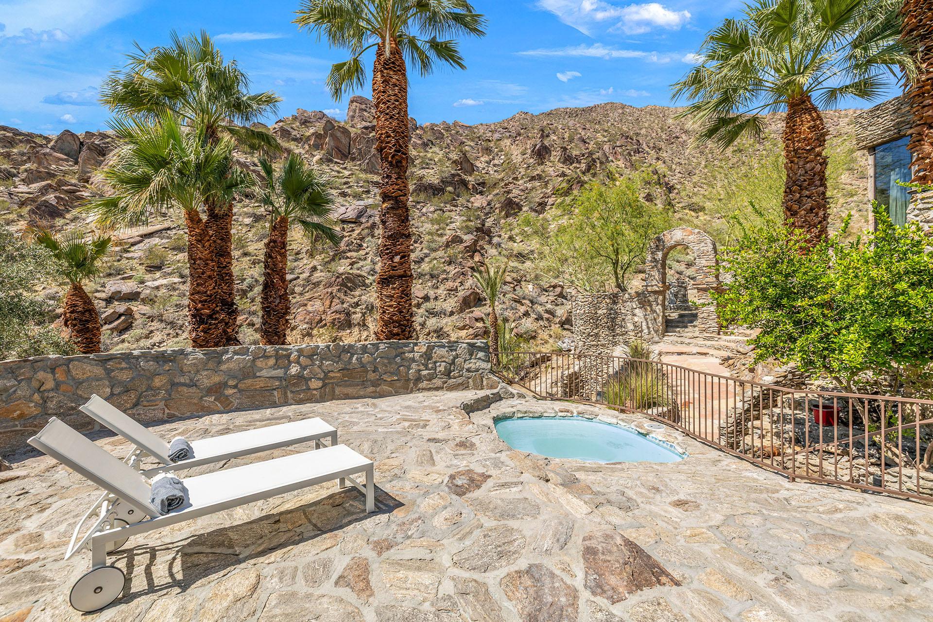 Somerset Ranch 6 BR, 28 acre hillside retreat gallery image 7