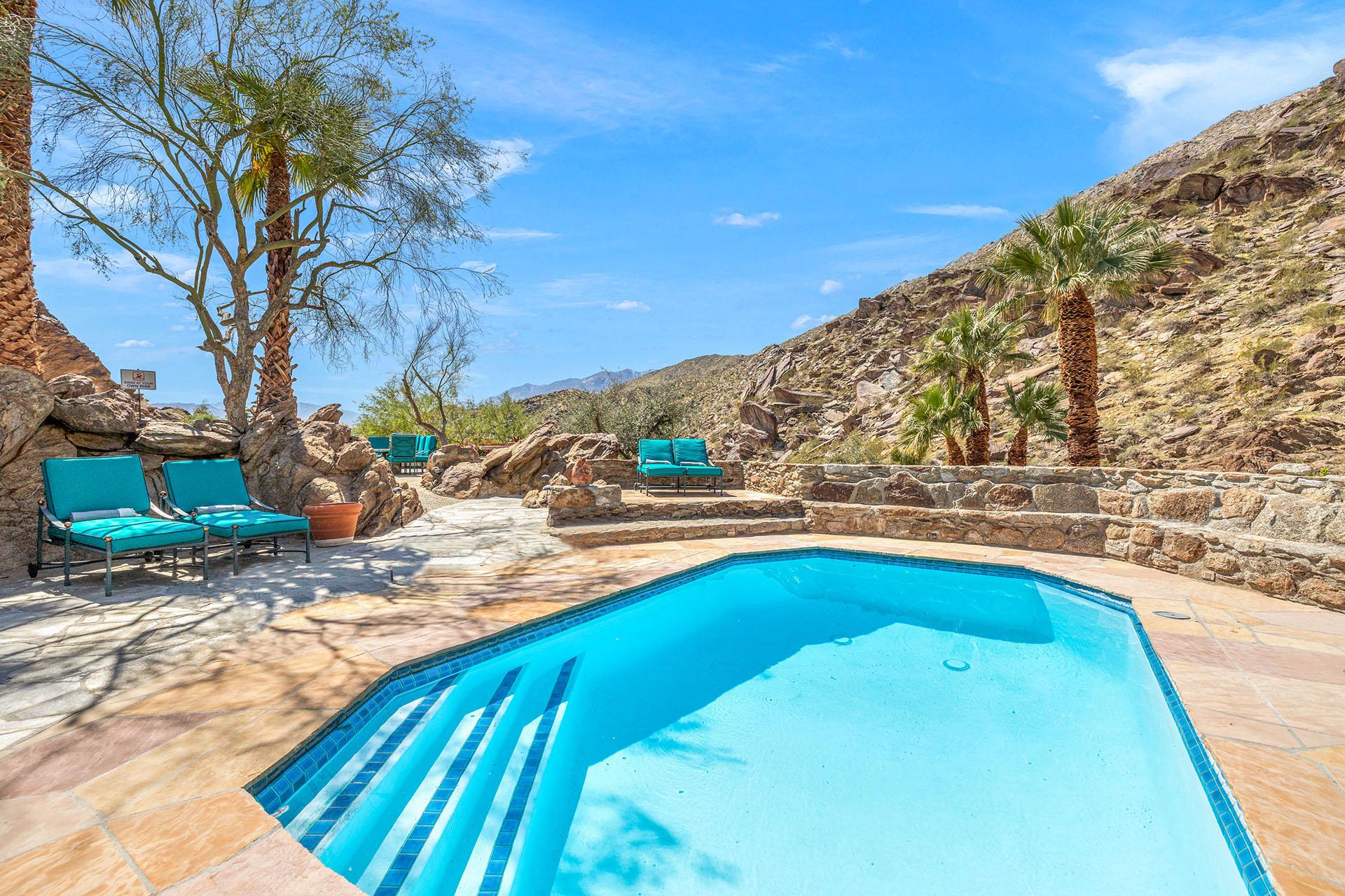 Somerset Ranch 6 BR, 28 acre hillside retreat gallery image 5