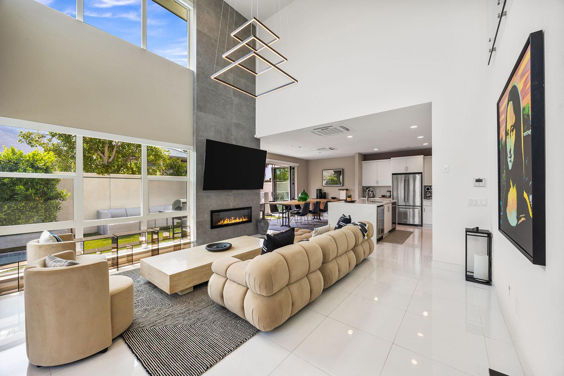 Sky Loft gallery image 10