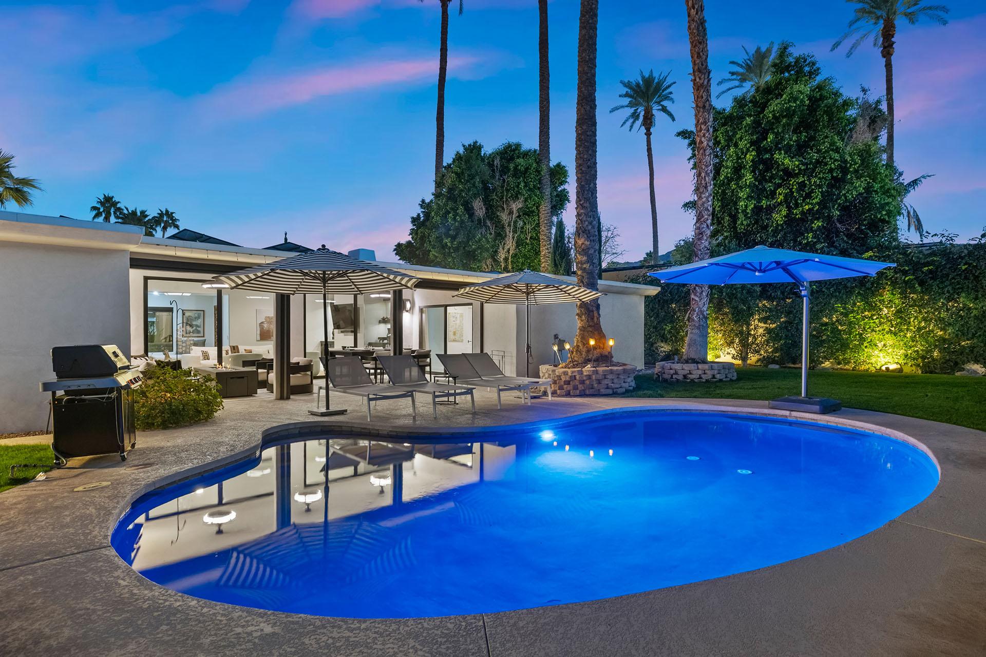 Palmeras Poolside An Indian Wells Retreat gallery image 1