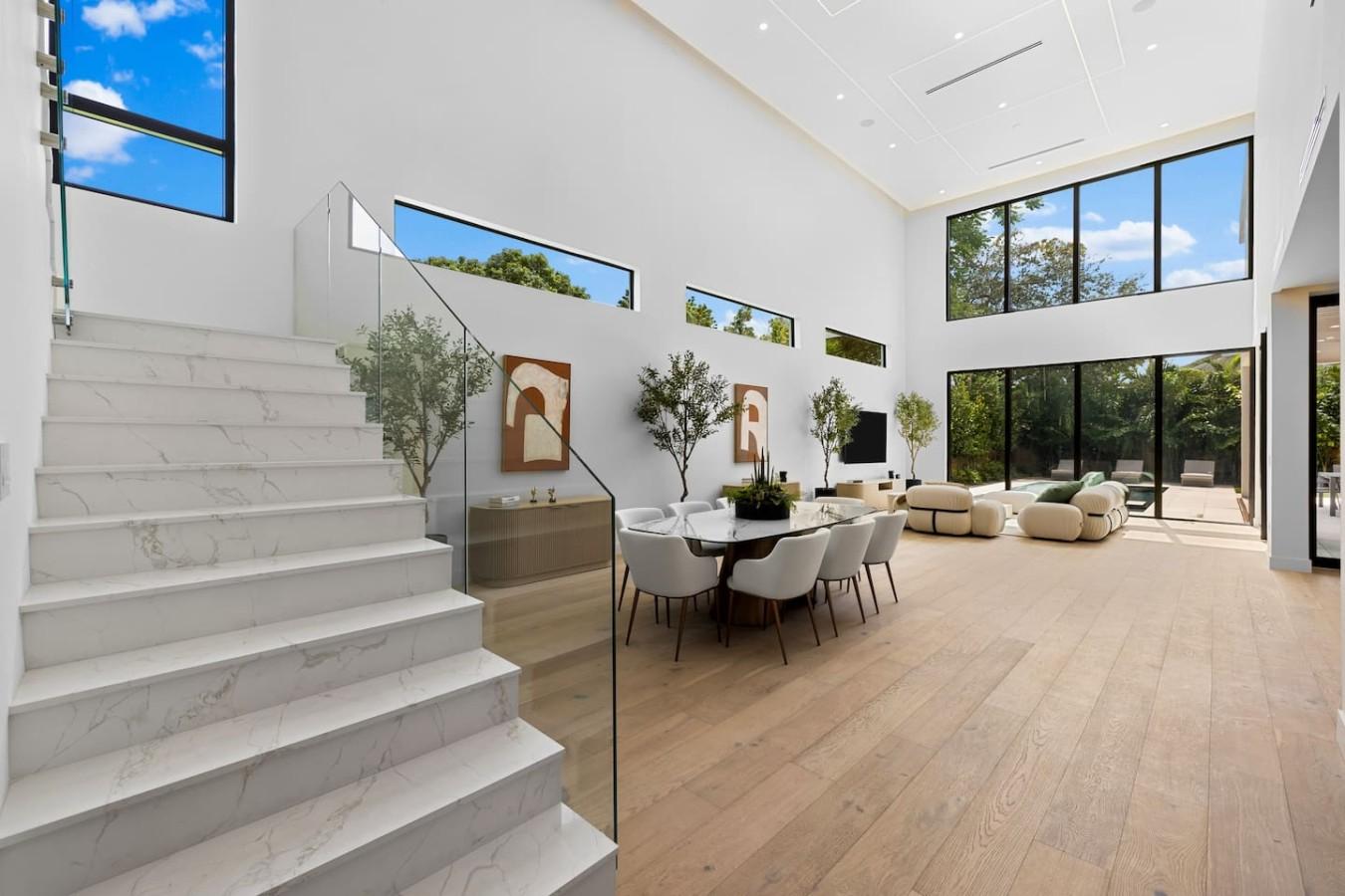 Modern Miami Estate w/ Pool & Rooftop gallery image 8