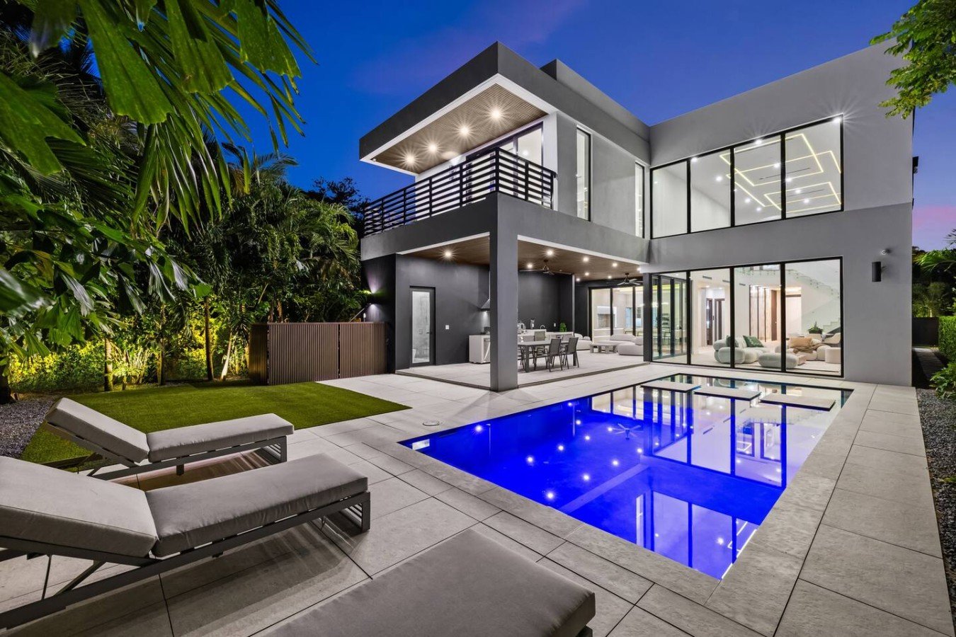 Modern Miami Estate w/ Pool & Rooftop