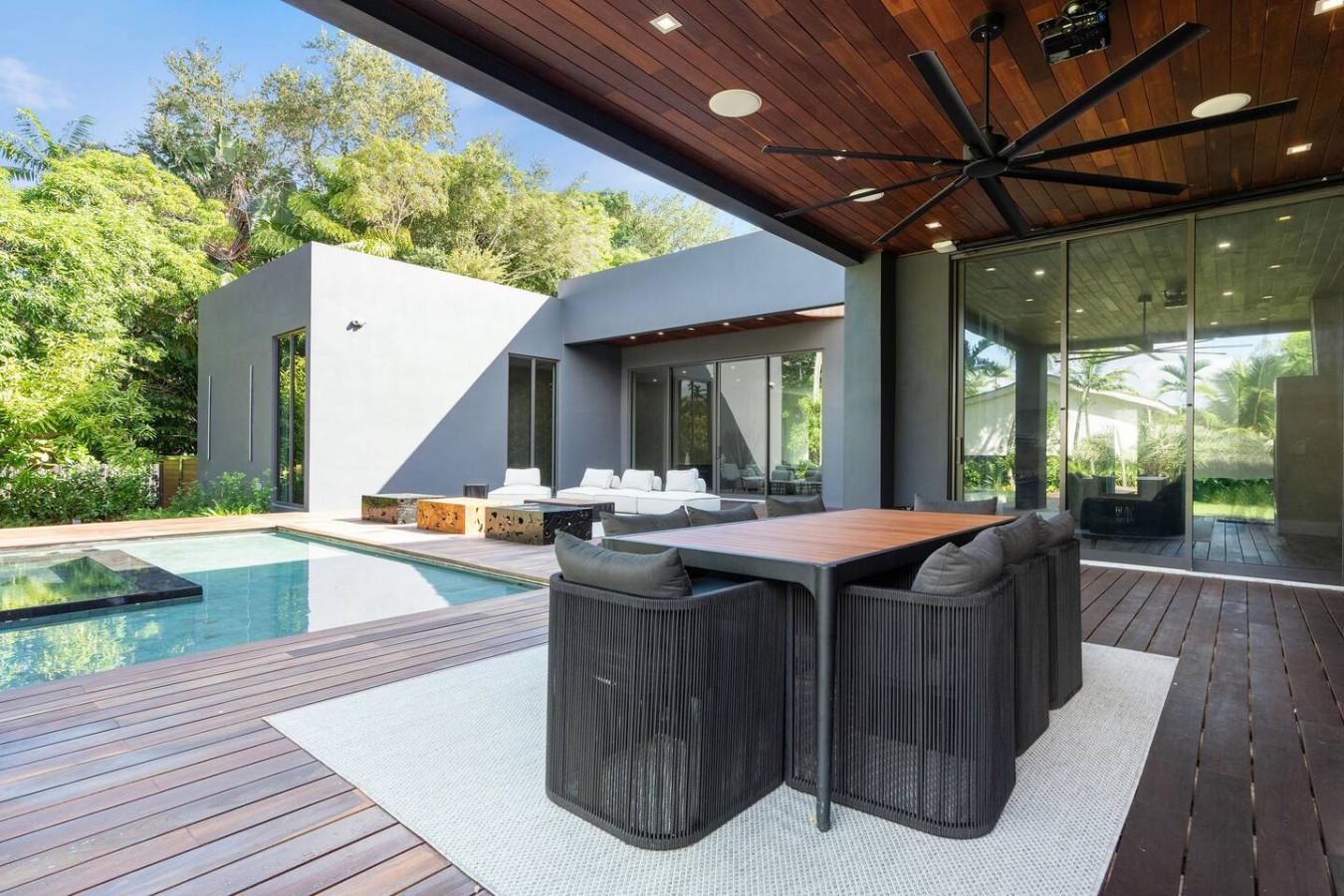 Bali-Inspired Luxury Villa w/ Saltwater Pool + Spa gallery image 9