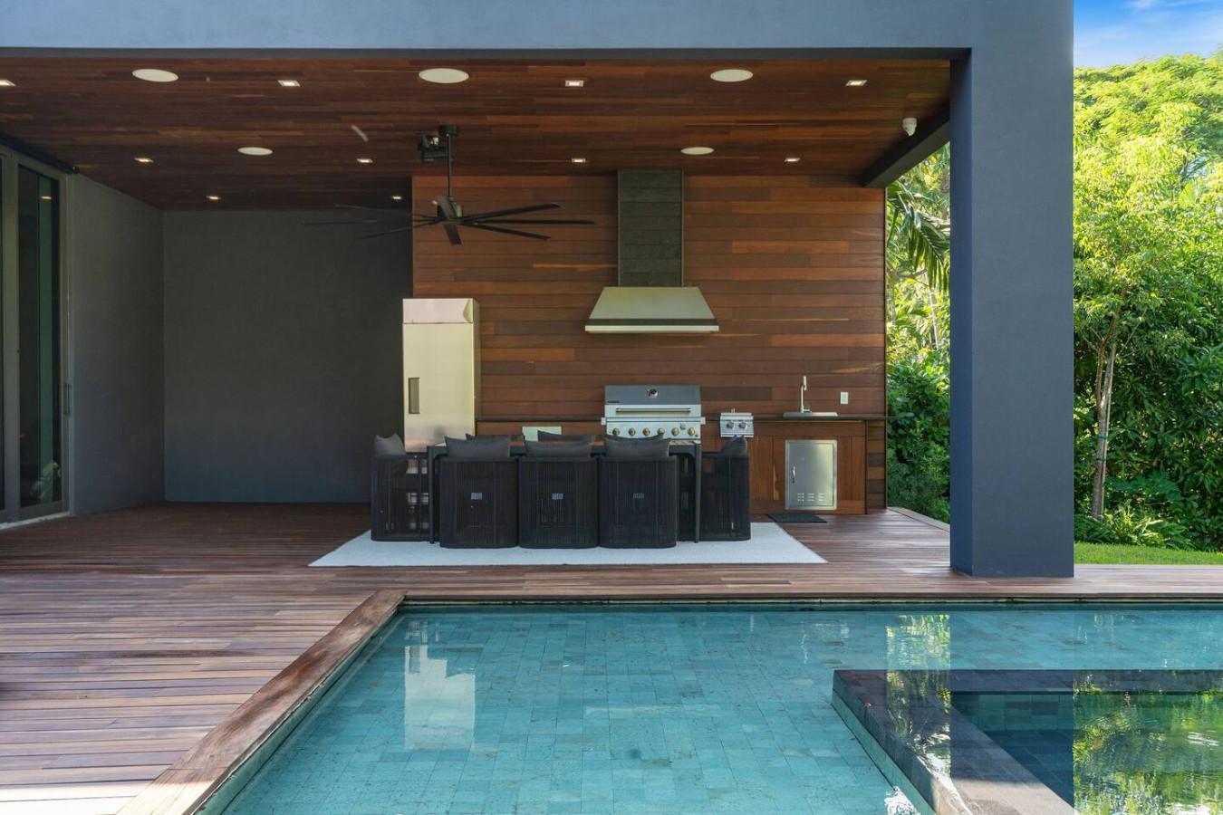 Bali-Inspired Luxury Villa w/ Saltwater Pool + Spa gallery image 4
