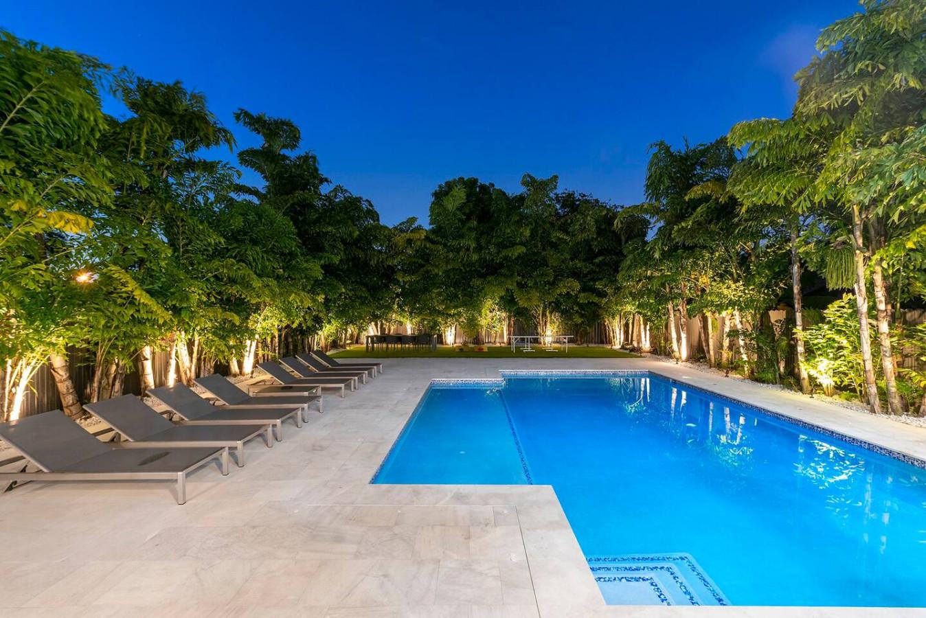 Modern Mediterranean Villa w/ Pool & Games gallery image 7